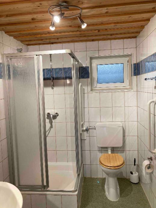 Ferienwohnung Niederstetten Екстер'єр фото