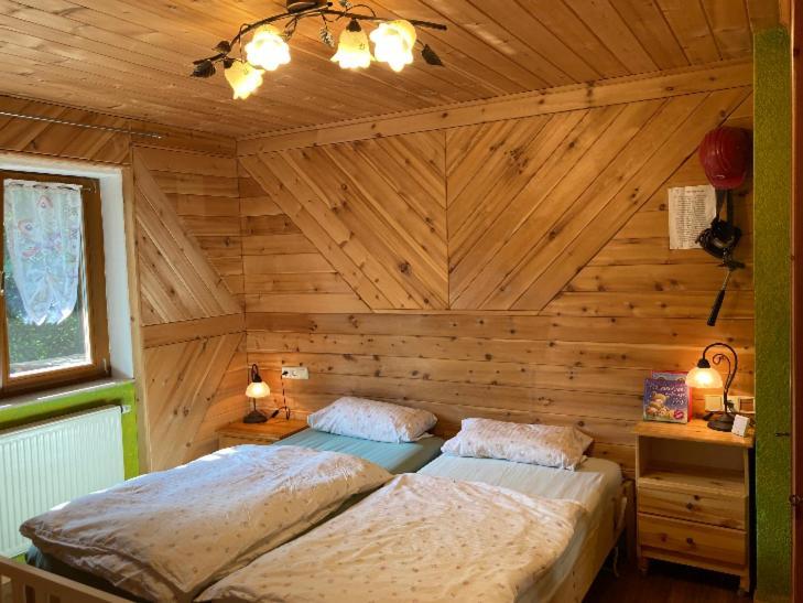 Ferienwohnung Niederstetten Екстер'єр фото